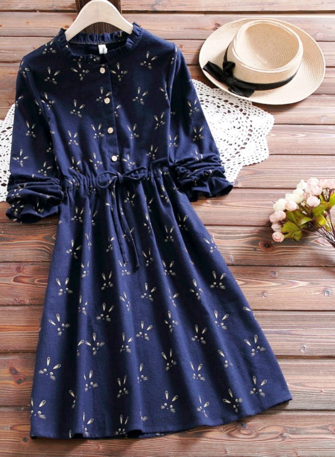 Vintage Style Long Sleeved Cotton Dress